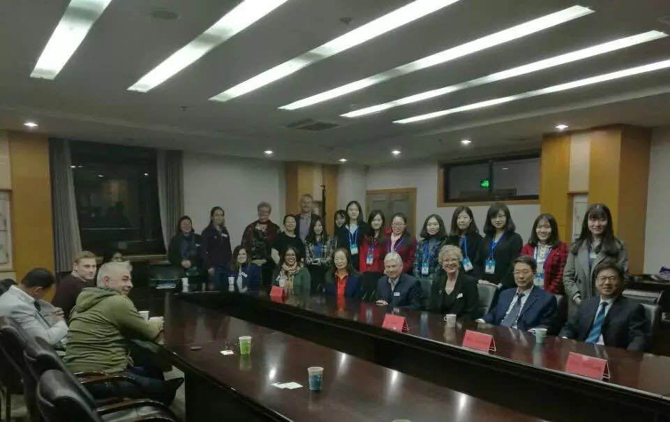 澳洲新英格兰大学师生代表团来访